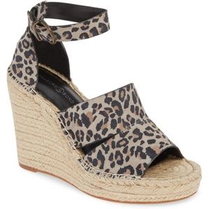 NEW Treasure & Bond Leopard Platform Wedge Sandal